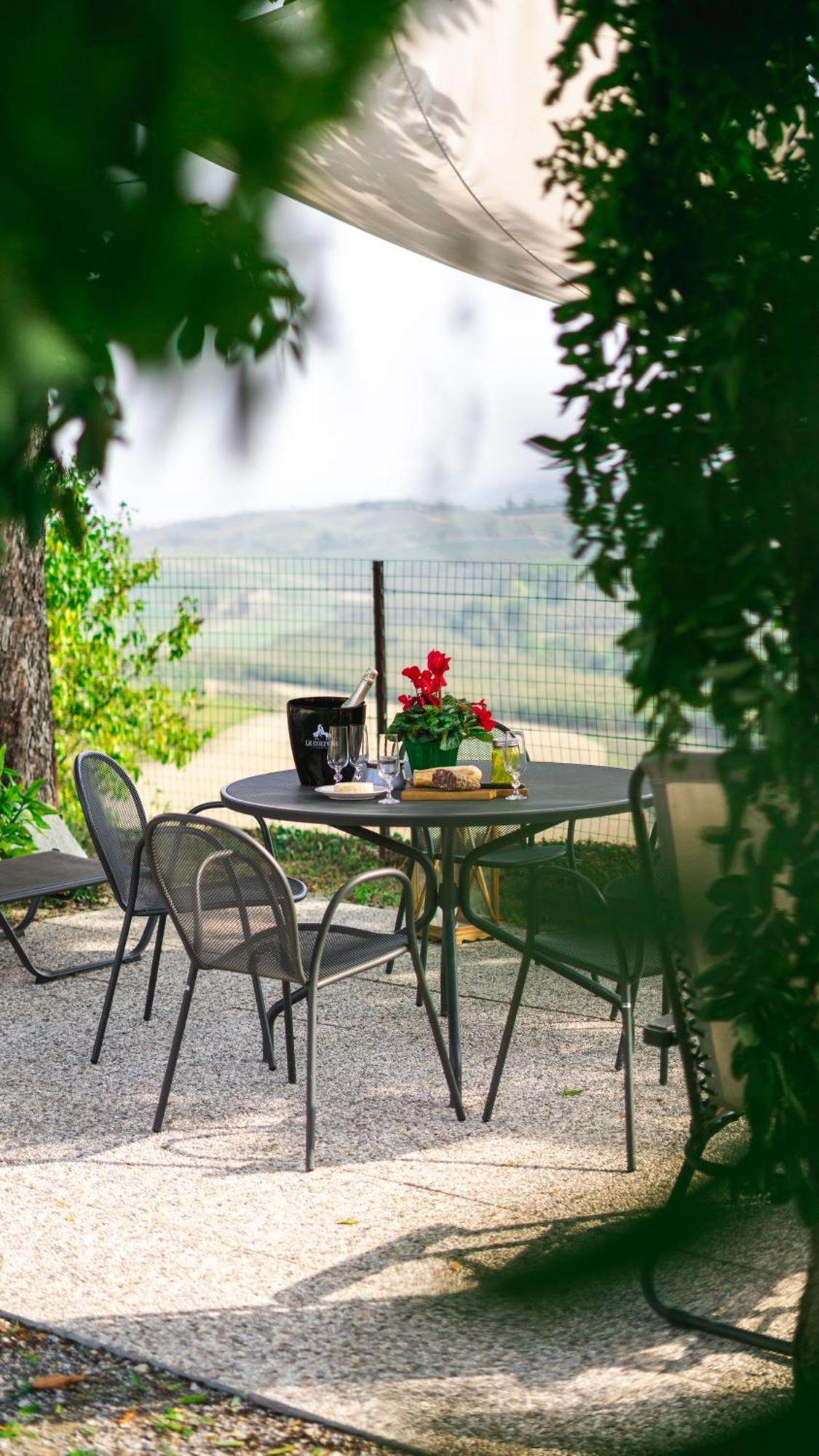 Braide Ospitalita Rurale Villa La Morra Bagian luar foto